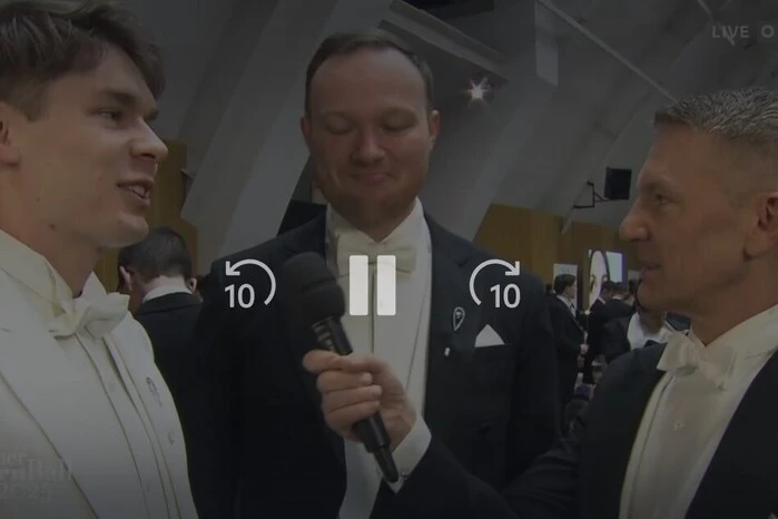 Für sie war es ein ganz besonderer Abend. Josef Takats und Stefan Pfister lernten sich vor einigen Jahren auf einem Ball kennen. Am Donnerstag eröffneten sie als erstes männliches Debütanten-Paar den Wiener Opernball. Ein besonderes Statement.