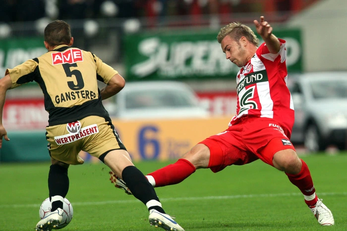 Am 9. Juli 2008 tritt jener Tag ein, auf den ganz Kapfenberg mehr als 40 Jahre lang warten musste: Der KSV spielt wieder in der Bundesliga, das Heimspiel gegen den LASK geht jedoch knapp mit 0:1 verloren.