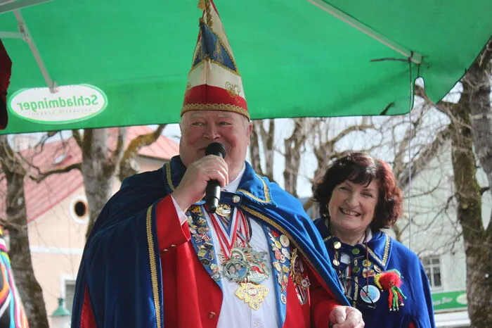 ... die 20. Ausgabe des Gröbminger Faschingsumzug war groß