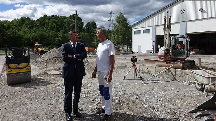 Ex-Minister Jörg Leichtfried (SPÖ) beim Startschuss zur Aktion 20.000 in Bärnbach
