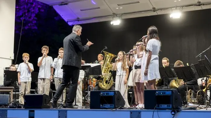 Lions Sommernachtskonzert: Großer Auftritt für den Kinderchor HarmonyX