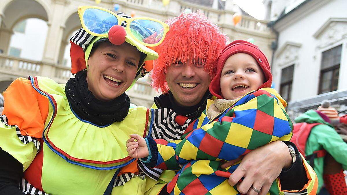 Kinderfasching im Landhaushof