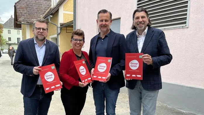 SPÖ-Klubobmann Hannes Schwarz, die Landtagsabgeordneten Bernadette Kerschler und Andreas Thürschweller (Bürgermeister Eibiswald) sowie Josef Wallner, Bürgermeister von Deutschlandsberg (v. l.)