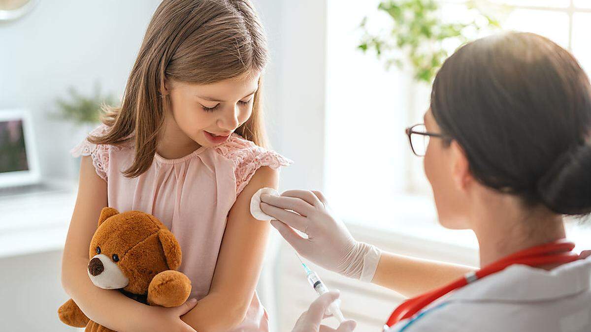 Experten raten versäumte Impfungen unbedingt nachzuholen.