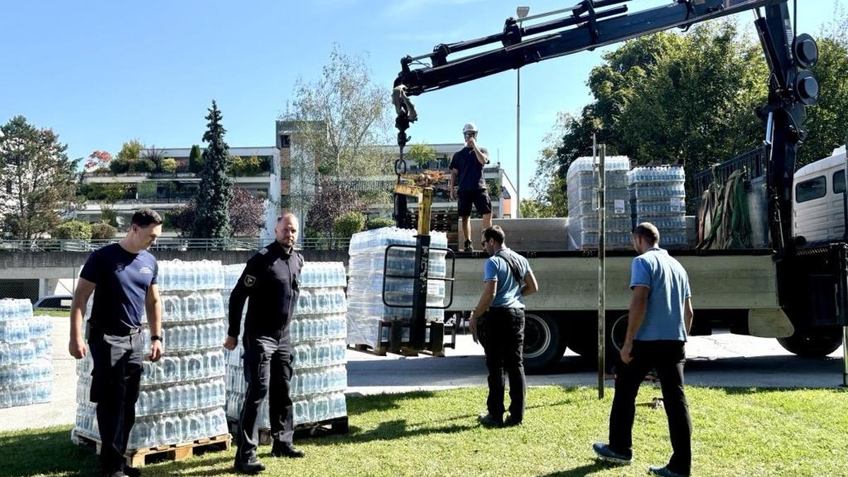 Am Montag wird gratis Wasser am Messeparkplatz ausgegeben