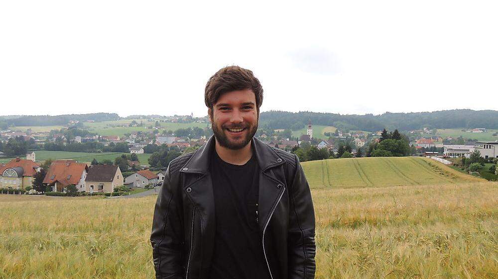 Patrick Freisinger an einem seiner Lieblingsorte in seiner Heimatgemeinde Kirchbach