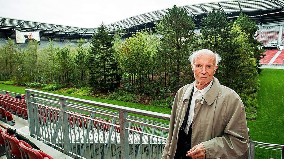 Gesellte sich zu den 299 Bäumen des Klagenfurter Stadionwaldes: Museumslegende Peter Baum 