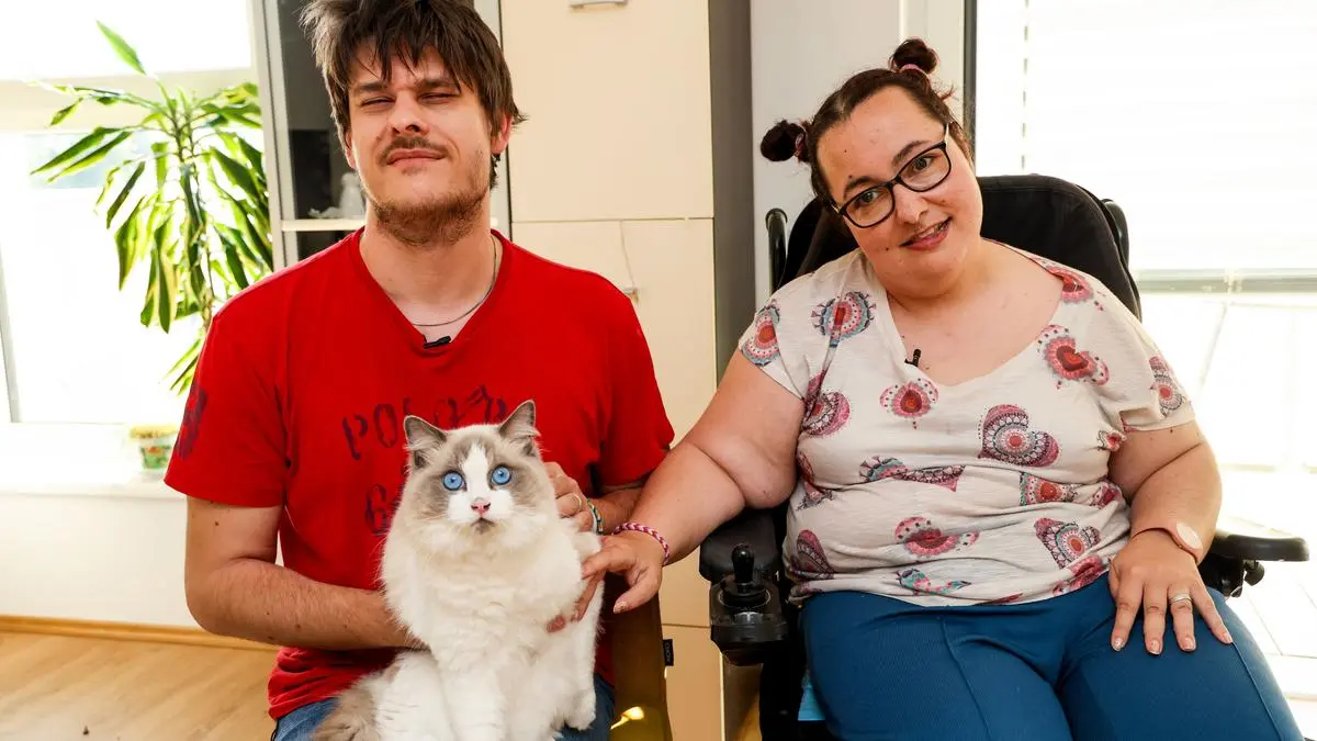 Max und Susanne mit Kater Louis