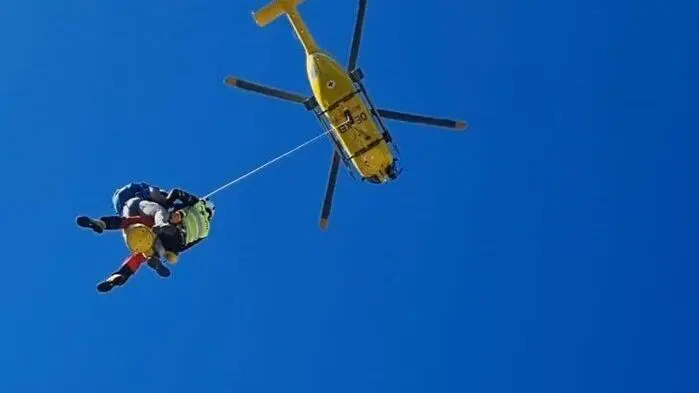 Die Kletterer wurden mit dem Hubschrauber gerettet (Archivbild)