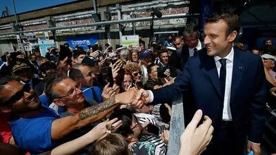 Emmanuel Macron punktet bei den Franzosen 