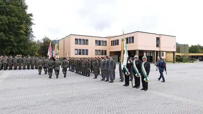 Freitag Mittag wurde in der Landwehrkaserne St. Michael die Führungsverantwortung des Jägerbataillons 18 von der 7. Jägerbrigade an das Militärkommando Steiermark übergeben.
