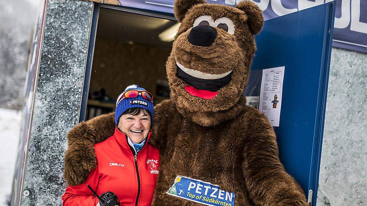 Die Skilehrer werden von der Skischule Petzen gestellt