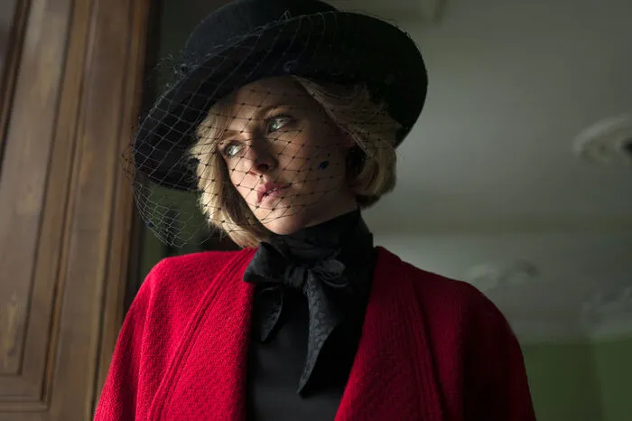 Lange galt sie als DIE Favoritin: Kristen Stewart als Lady Di in "Spencer", doch die fehlende Nominierung bei den Screen Actors Guild Awards ist ein Dämpfer im Oscarrennen. Und macht es wieder spannend. Aktuell noch vereinzelt im Kino zu erleben.