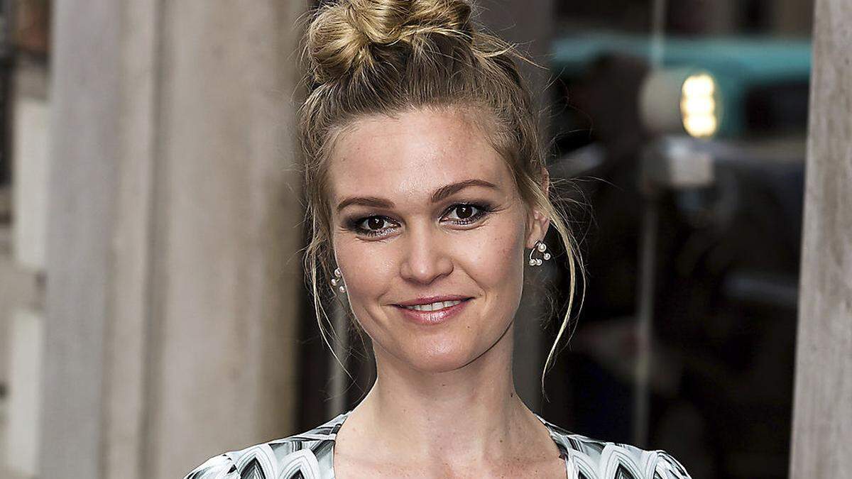 Julia Stiles