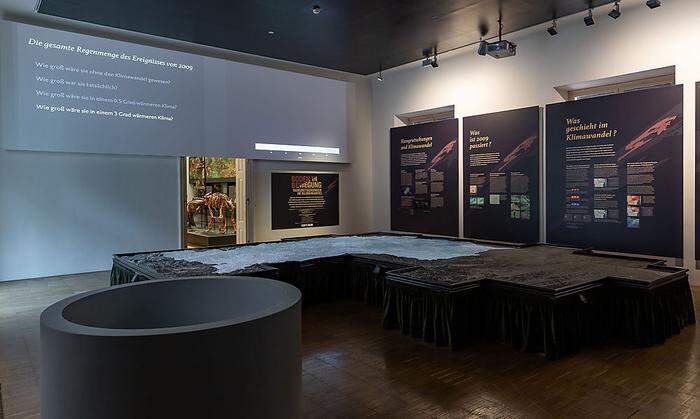 Die Erdrutsche von 2009 sind Thema der Ausstellung im Naturkundemuseum.