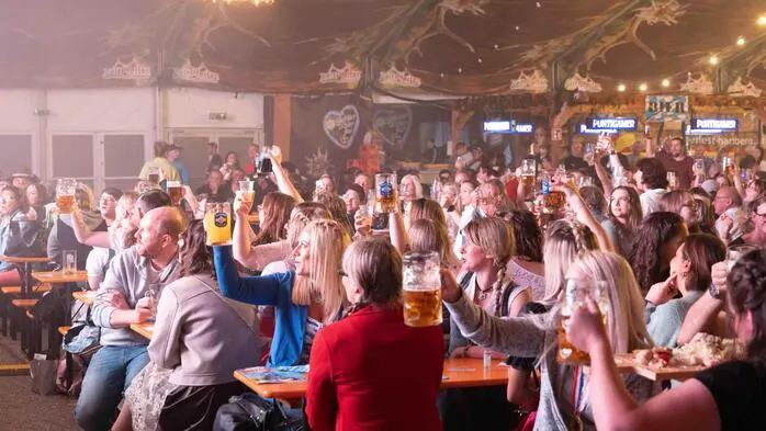 Am Donnerstag, dem 12. September, wurde in St. Johann in der Haide das 56. Oktoberfest ...