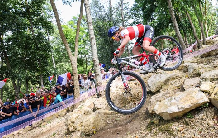 Laura Stigger im Olympischen Rennen