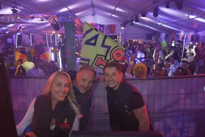 Gefeiert wurde unter anderem im Party-Park von Robert Lintschinger, bei Tom Zubers „Coconut“, im Partystadl-Flatschach der Rainers sowie im Partyzelt „Die Burg“ von Robert Neumann.