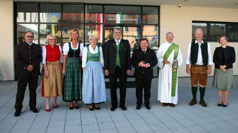 Das neue Rathaus von Groß St. Florian wurde mit einem Festakt offiziell eröffnet und gesegnet