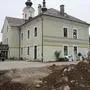 Beim ehemaligen „Krapfenbacher“ nahe der Kreuzkirche wird schon fleißig gebaggert. Aus dem Traditionsgasthaus wird eine Anlage für betreutes Wohnen
