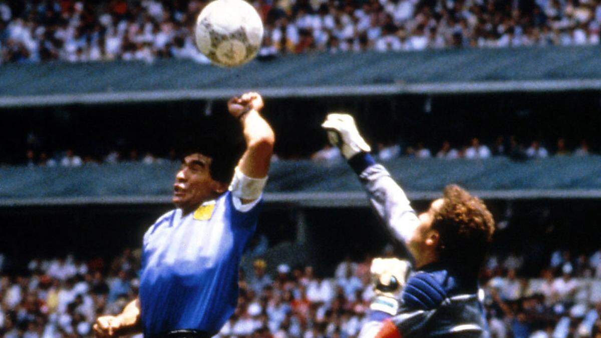 Die &quot;Hand Gottes&quot;: Maradona gegen Shilton 