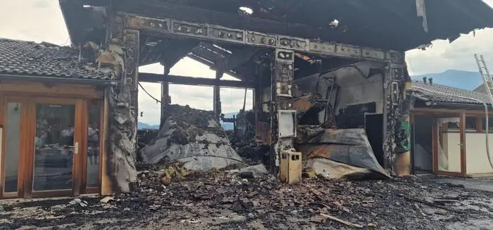So sah das Feuerwehrhaus nach dem Brand aus