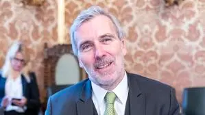 Bis vorigen Sommer hatte Landesrechnungshofdirektor Heinz Drobesch noch einen Sitzplatz im Landtag