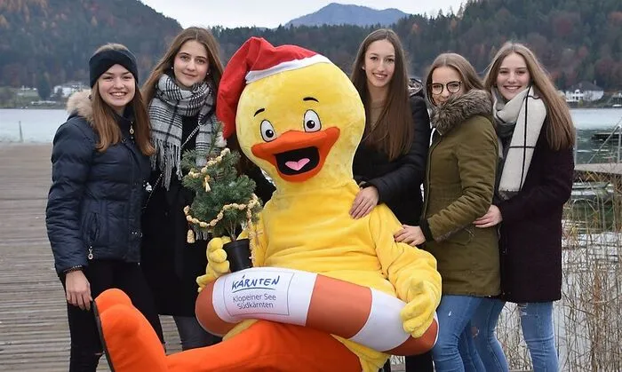 Die Schülerinnen der Praxis-HAK