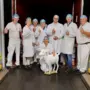 Kurz vor Abtransport: Das Prolactal-Team posiert für ein gemeinsames Foto