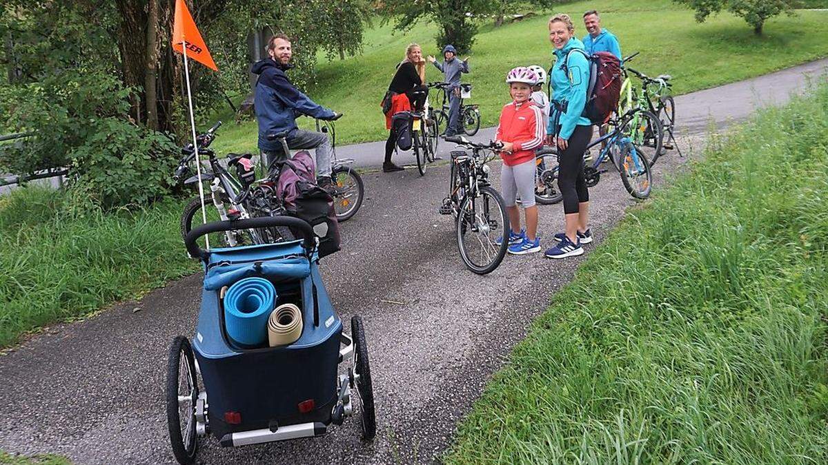 Radfahrer am Turnersee. Die Radlobby Ortsgruppe Jauntal/Podjuna setzt sich für ein besseres Radwegnetz in der Region ein