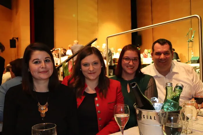 Klicken Sie sich durch die Bilder des Kmecki ples/Bauernball in Pliberk/Bleiburg. Hvala lepa.