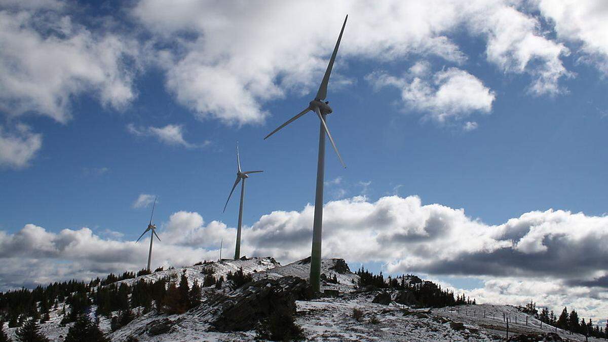 Eine Umfrage der Alpen-Adria-Universität Klagenfurt hat ergeben, dass die Österreicher Windkraft positiver sehen, als gedacht