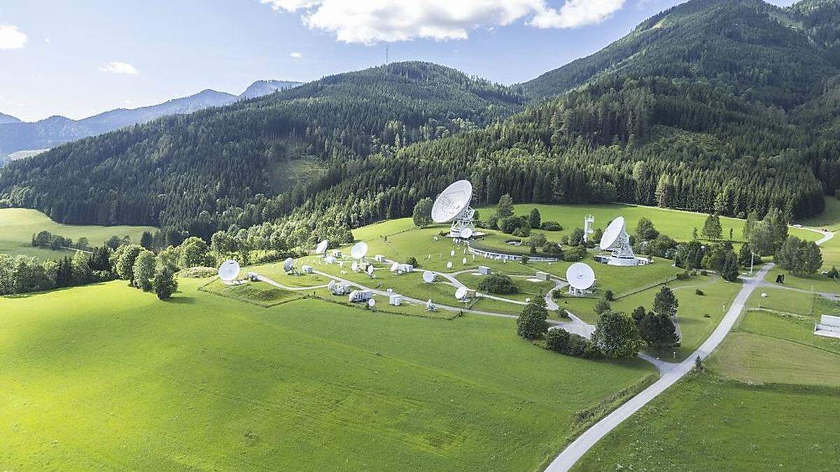 Die Erdefunkstelle Aflenz wurde im Jahr 1980 in Betrieb genommen