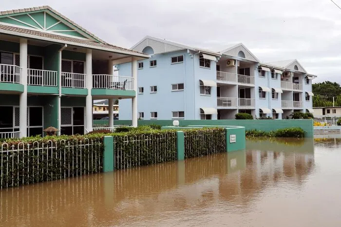 Am Dienstag entspannte sich die Lage in Townsville etwas. Die nationale Wetterbehörde sagte für die nächsten Tage jedoch wieder starken Regen voraus.