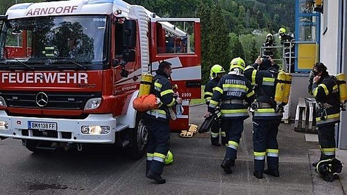 Der schwere Atemschutz kam zum Einsatz