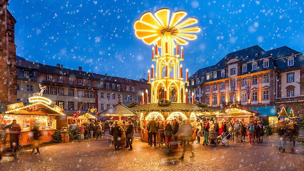 Heidelberg zelebriert Weihnachten, aber dimmt den Beleuchtungswahn