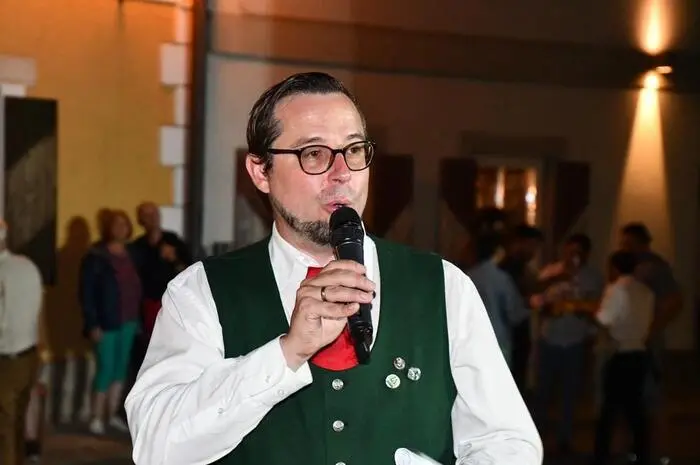 Moderator Armin Bacher betonte, dass man mit Christian Jank eine sehr gute Nachfolge für Lassacher gefunden habe.