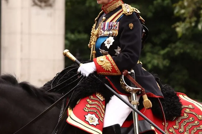 Prinzessin Anne, die Schwester des Monarchen begleitete die Parade zu Pferde.