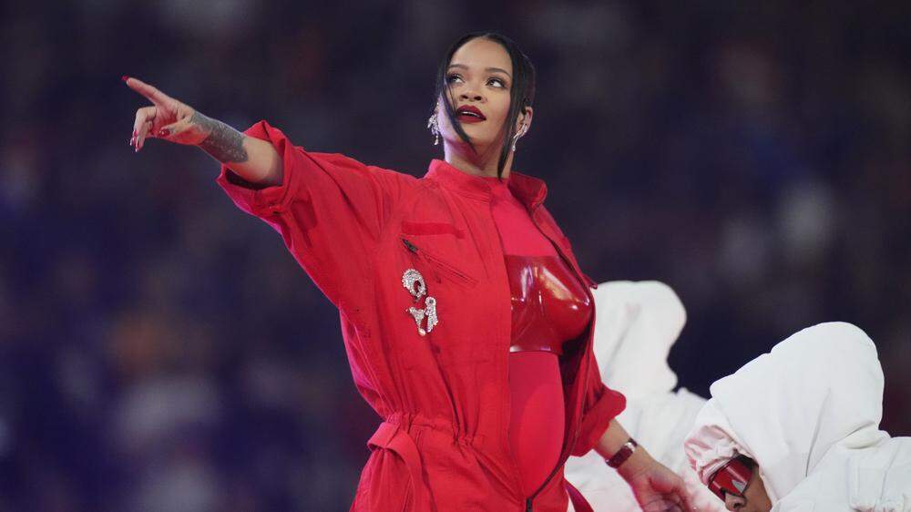 Superstar Rihanna beim 57. Super Bowl