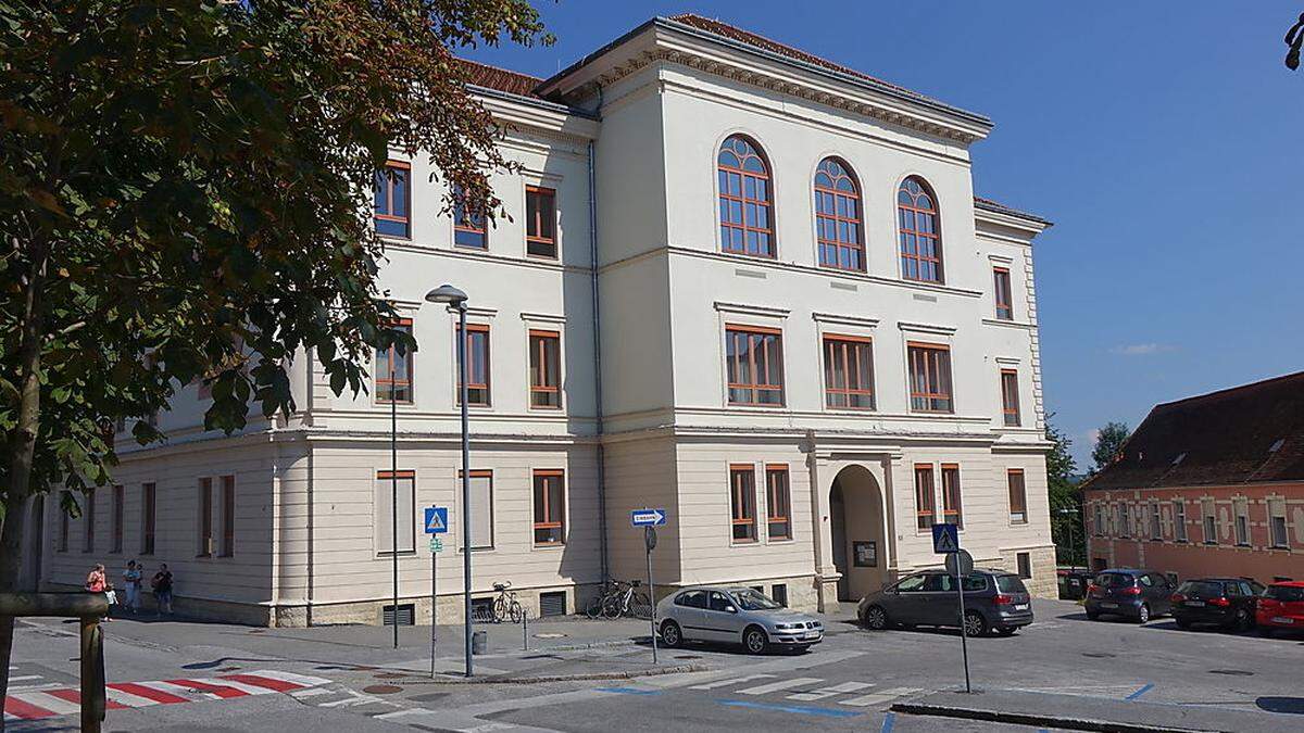 An der Volksschule Hartberg wird künftig an zwei Standorten unterrichtet