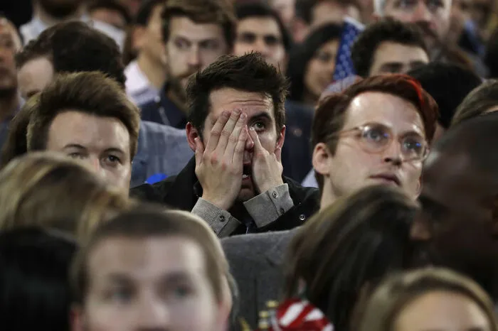Das Entsetzen steht den Befürwortern von Hillary Clinton ins Gesicht geschrieben