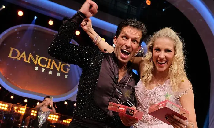 Mit Martin Ferdiny gewann Maria Santner 2017 "Dancing Stars"