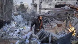 Zerstörung, Tod und Verzweiflung im Iran