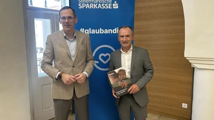 Oliver Kröpfl und Andreas Wurditsch erklären das Geschäftsjahr 2025 der Steiermärkischen Sparkasse