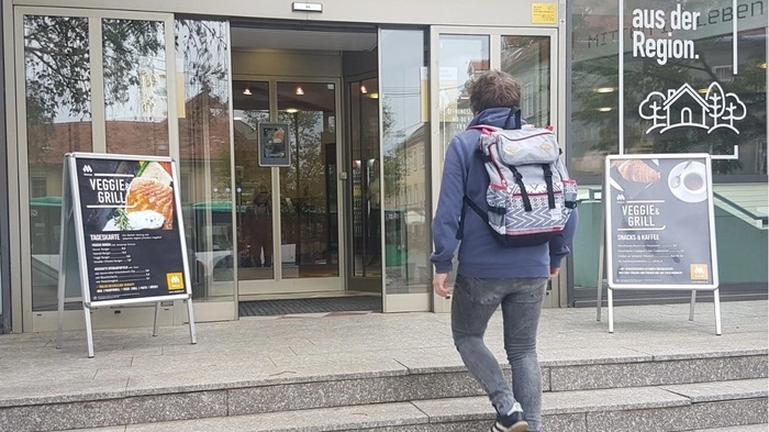 Hereinspaziert: Alles neu am Grazer Sonnenfelsplatz.