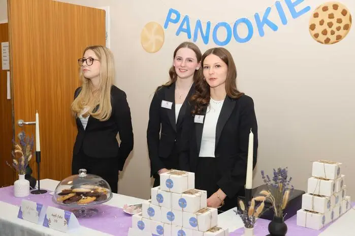 Besonders beeindruckend war die professionelle Präsentation durch die Schülerinnen und Schüler, die ihre Ausbildung mit Stolz und Begeisterung zeigten.