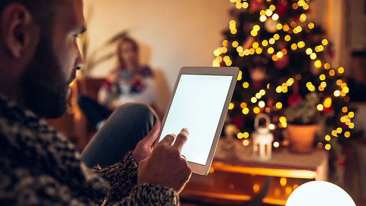 Ungewollte Geschenke: Vom Weihnachtsbaum ins Internet