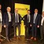 Franz Schellhorn mit den beiden Raiba-Direktoren, Aufsichtsratsvorsitzenden Heinrich Janisch, Gnaser Bürgermeister Gerhard Meixner und Feldbachs Bürgermeister Josef Ober beim Wirtschaftsgespräch