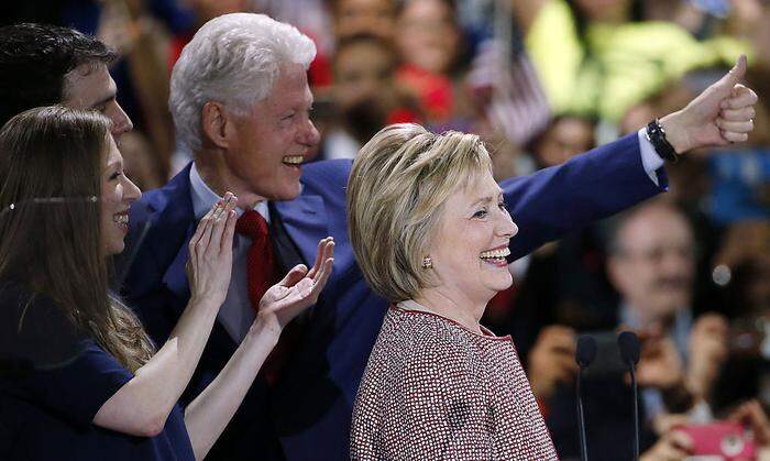 Die Clintons: Chelsea, Mark Mezvinsky, Bill und Hillary