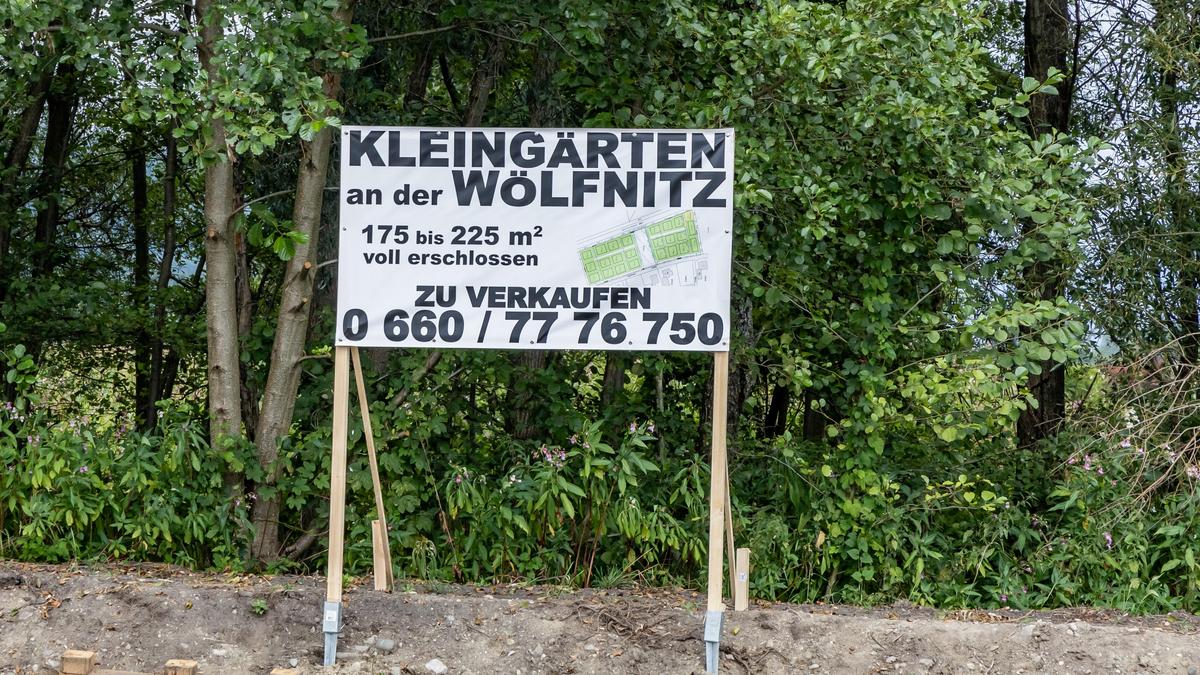 In Lendorf stehen Schrebergärten zum Verkauf